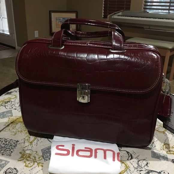 Medium Leather Ladies Laptop Briefcase - Picture 6 of 6